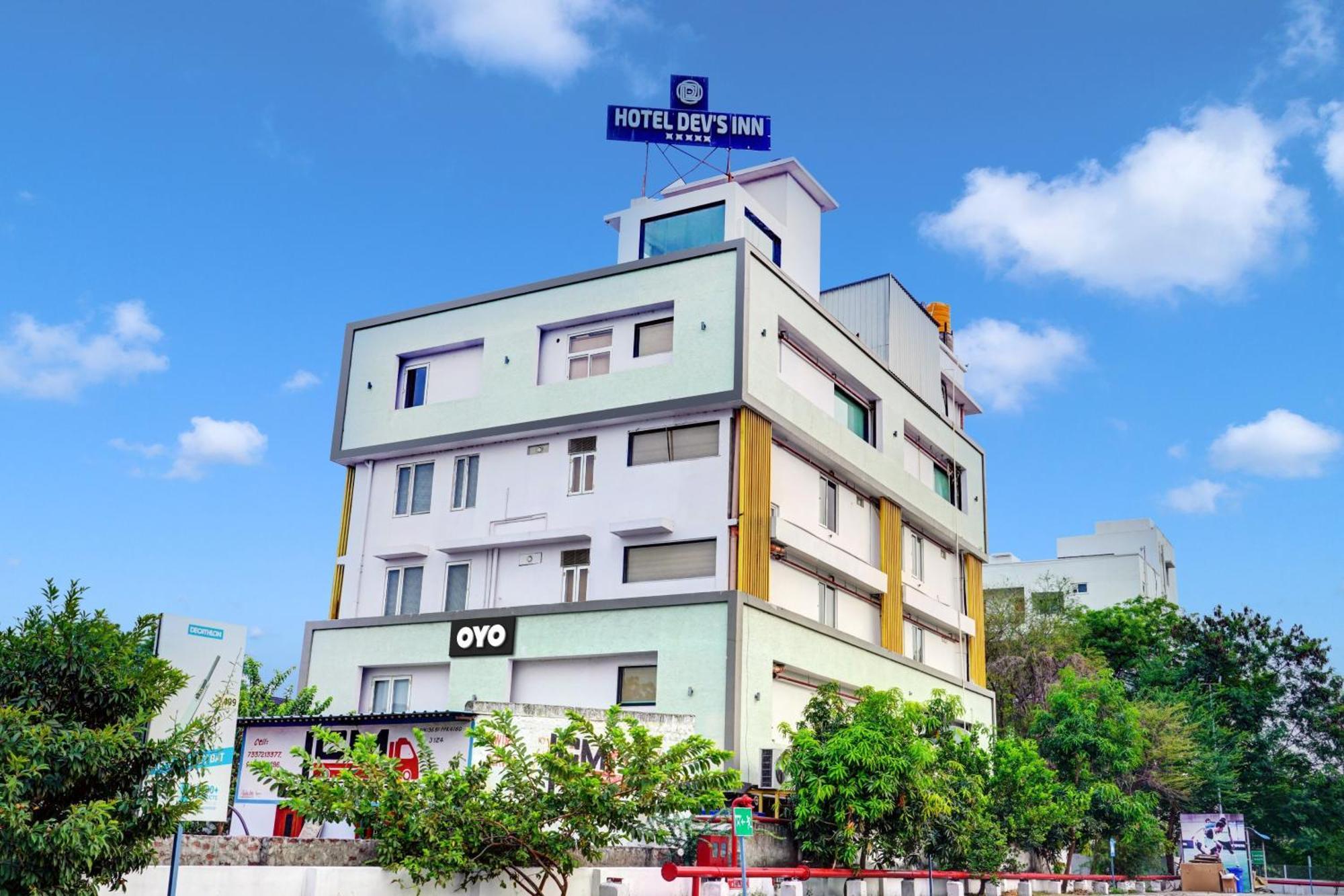Super Townhouse Dev'S Inn By Cj Gunadala Exteriér fotografie