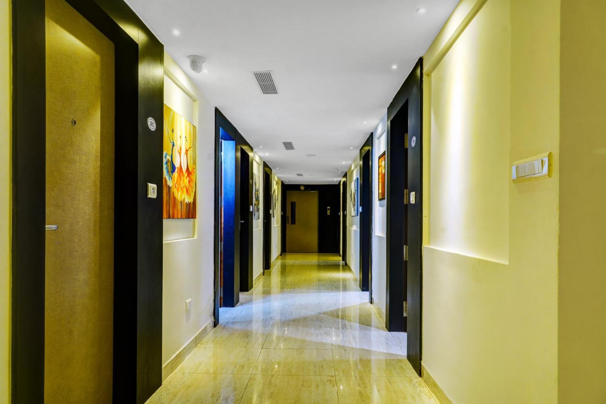 Super Townhouse Dev'S Inn By Cj Gunadala Exteriér fotografie
